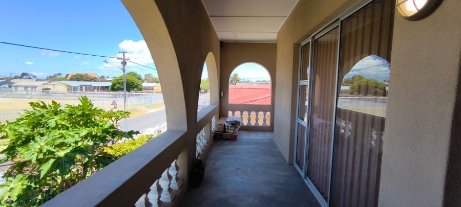 3 Bedroom Property for Sale in Belgravia Western Cape